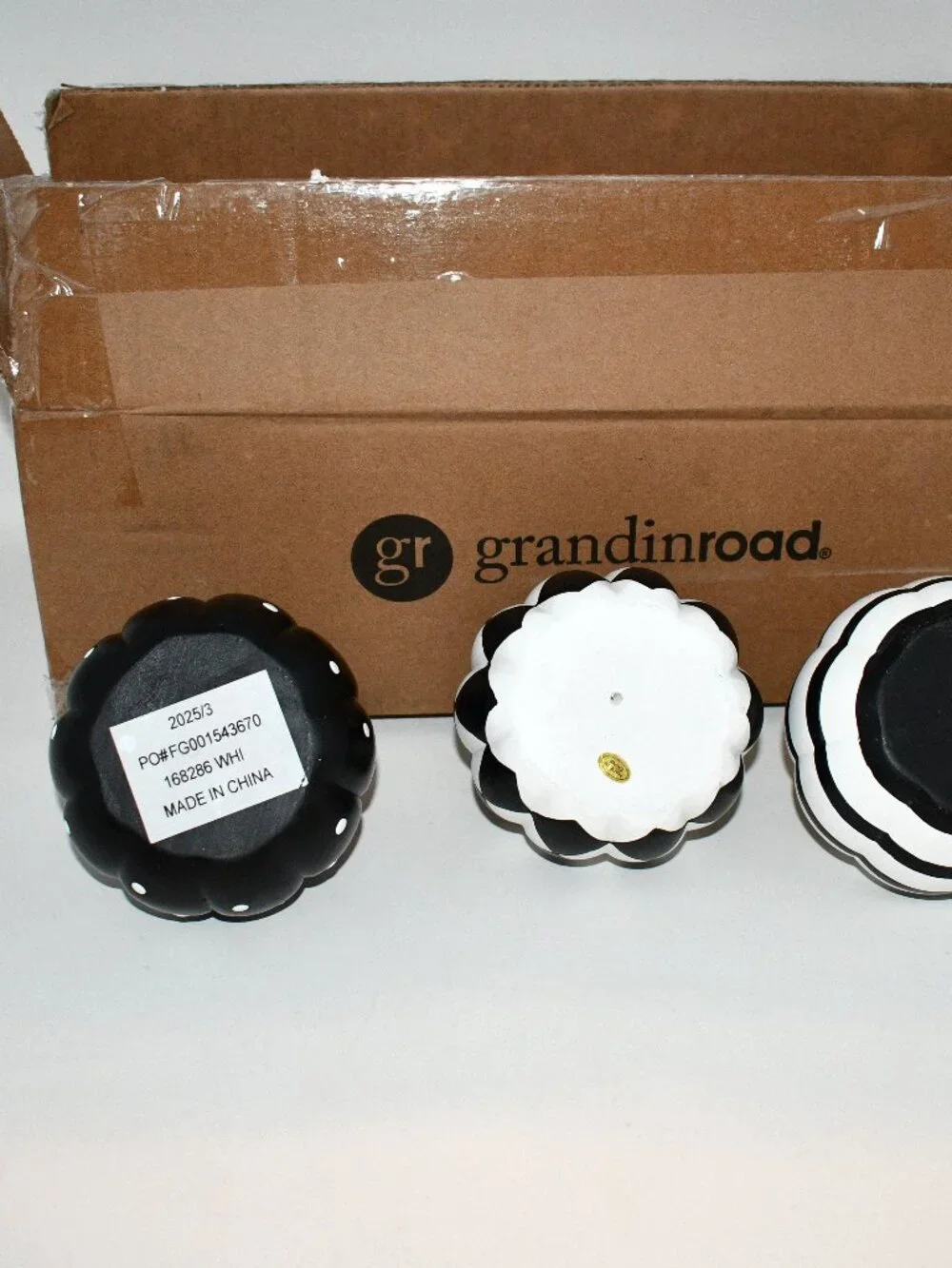 GrandinRoad WHITE MINI Designer Pumpkins, Set of 3 #168286WHI NIB